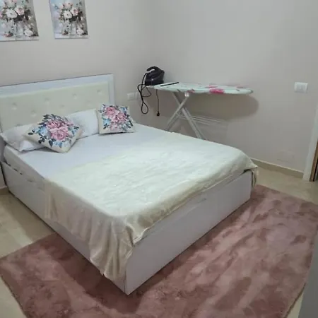 Apartment San Pietro , Free Parking, 6 Min From Lalez