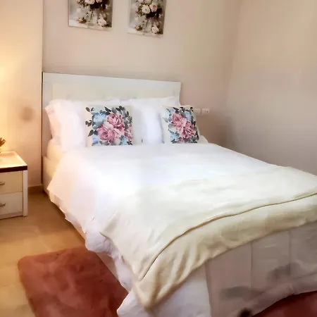 San Pietro , Free Parking, 6 Min From Lalez *