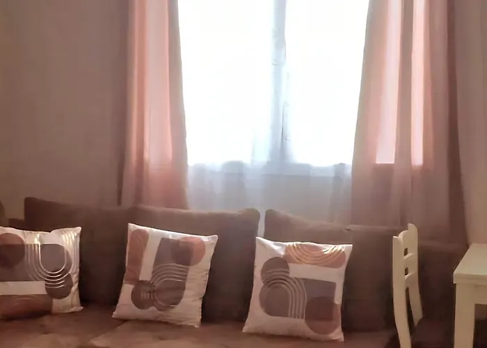 شقة Luxury San Pietro , Free Parking, 6 Min From Lalez *